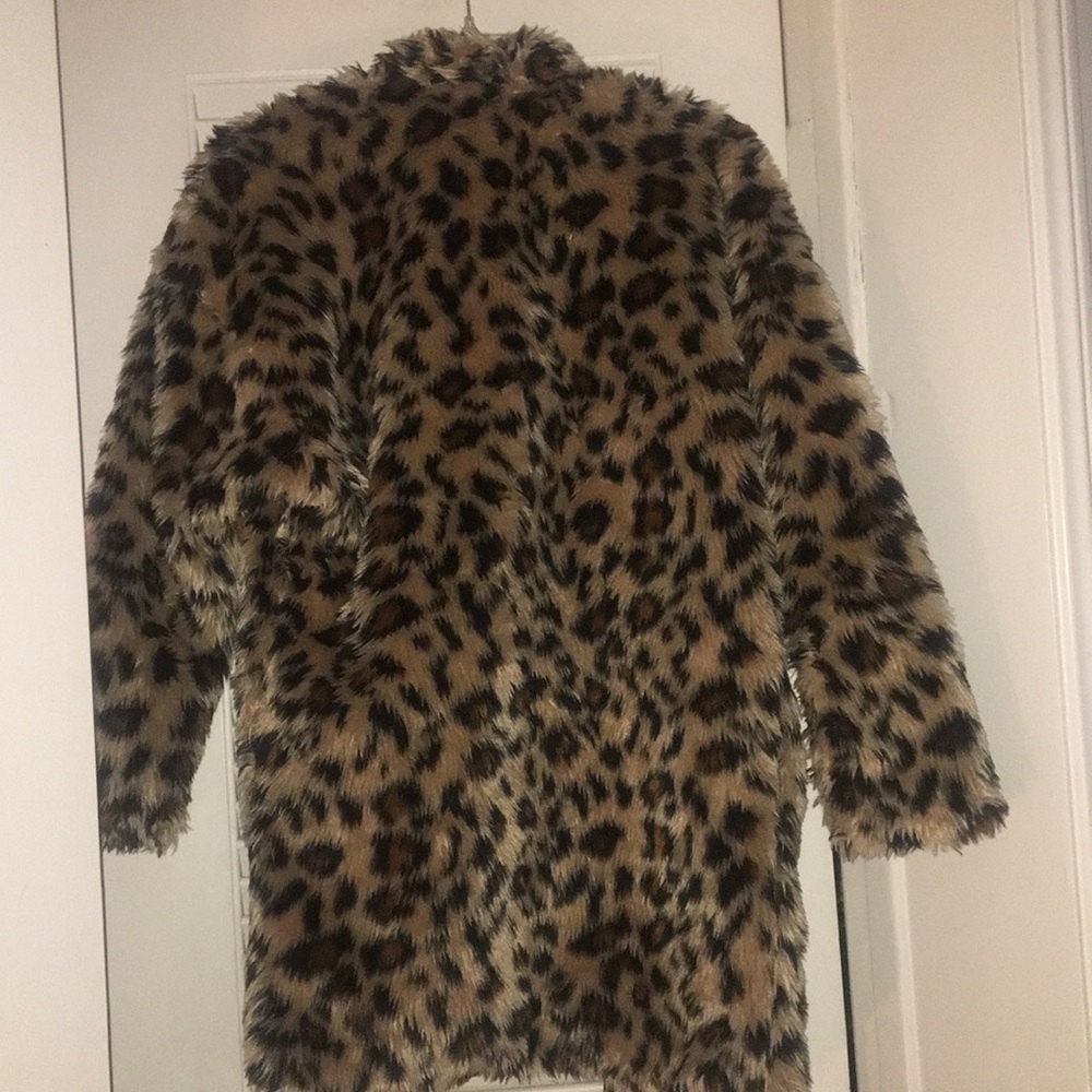 Leopard Coat - Picture 4 of 5